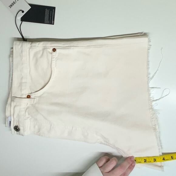 NWT | RE/DONE | 90s Low Slung Shorts | Vintage White | Size 29 - Picture 15 of 16